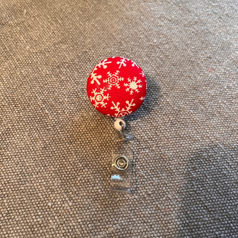 Badge reel